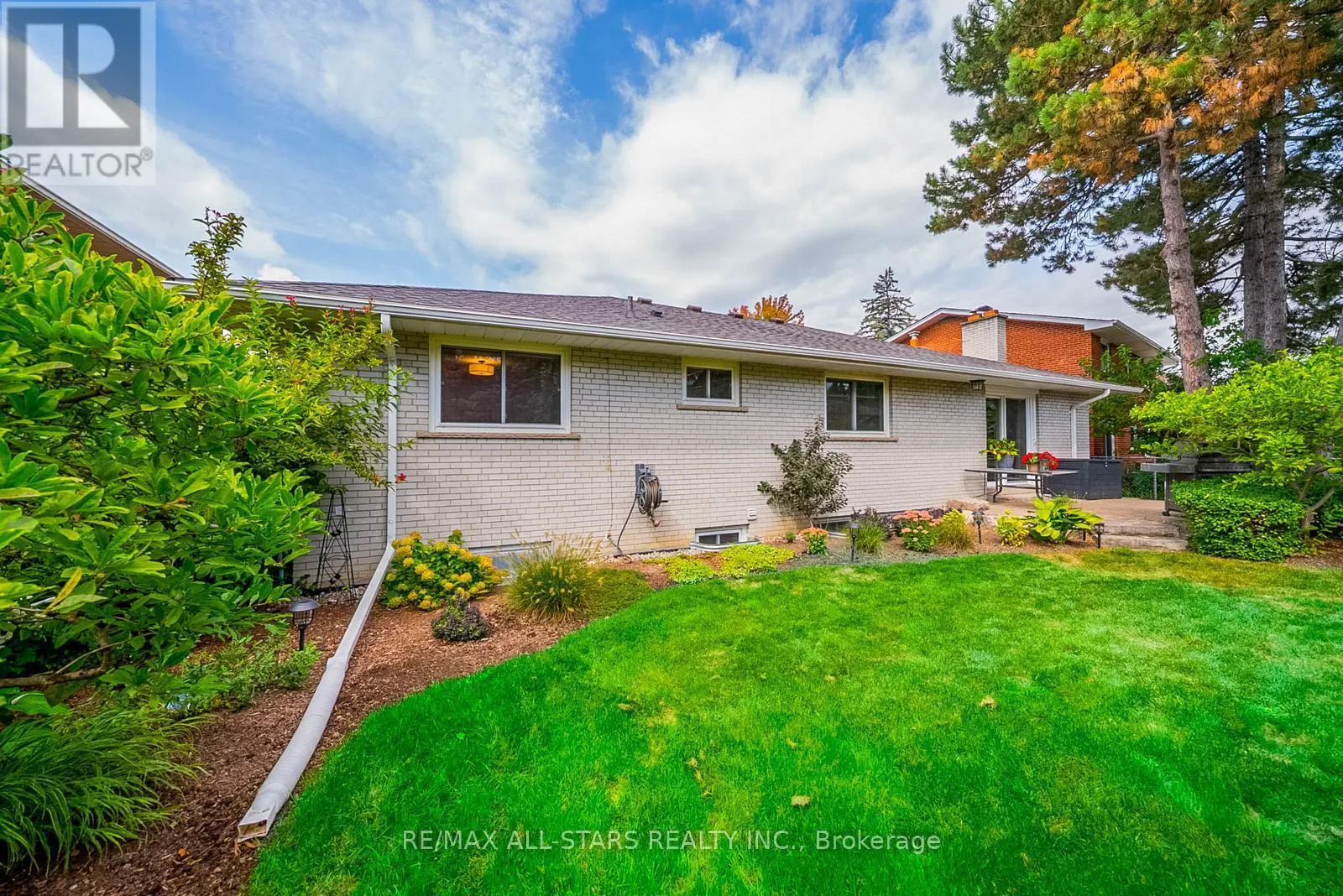 357 MARKLAND DRIVE