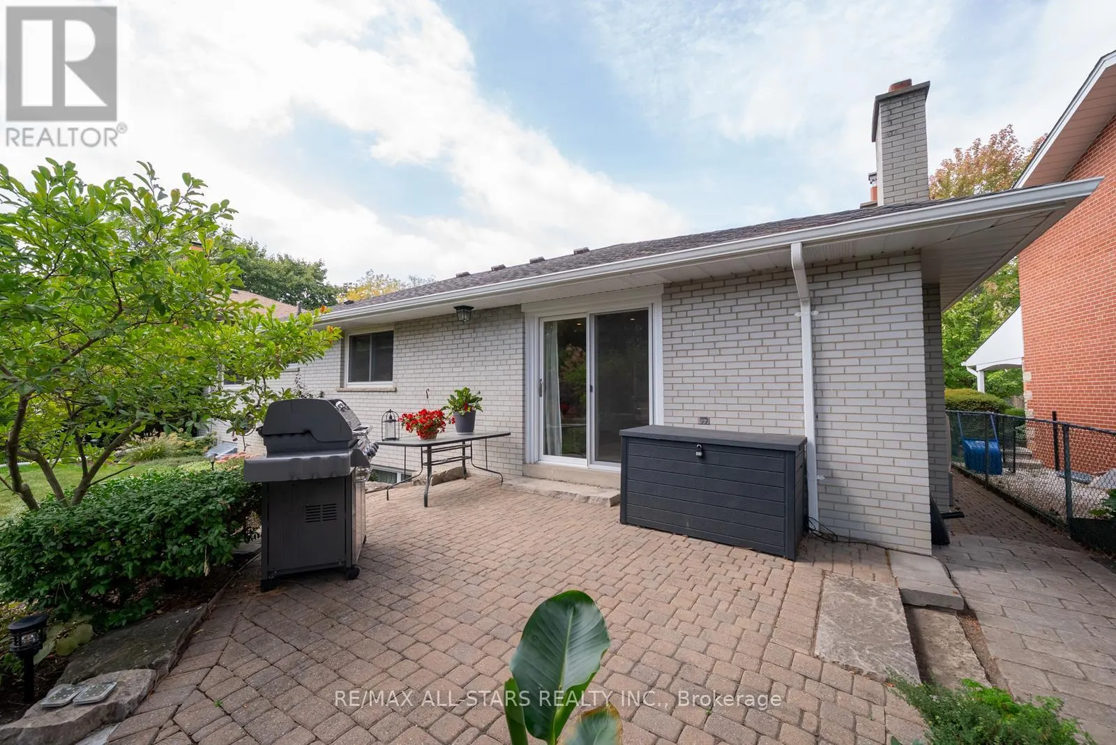 357 MARKLAND DRIVE