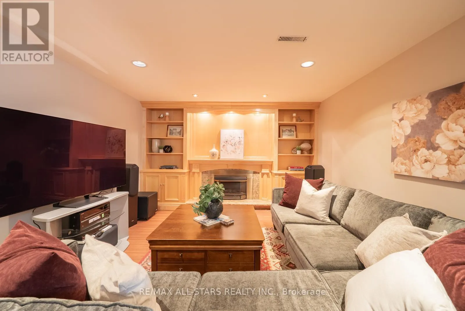357 MARKLAND DRIVE