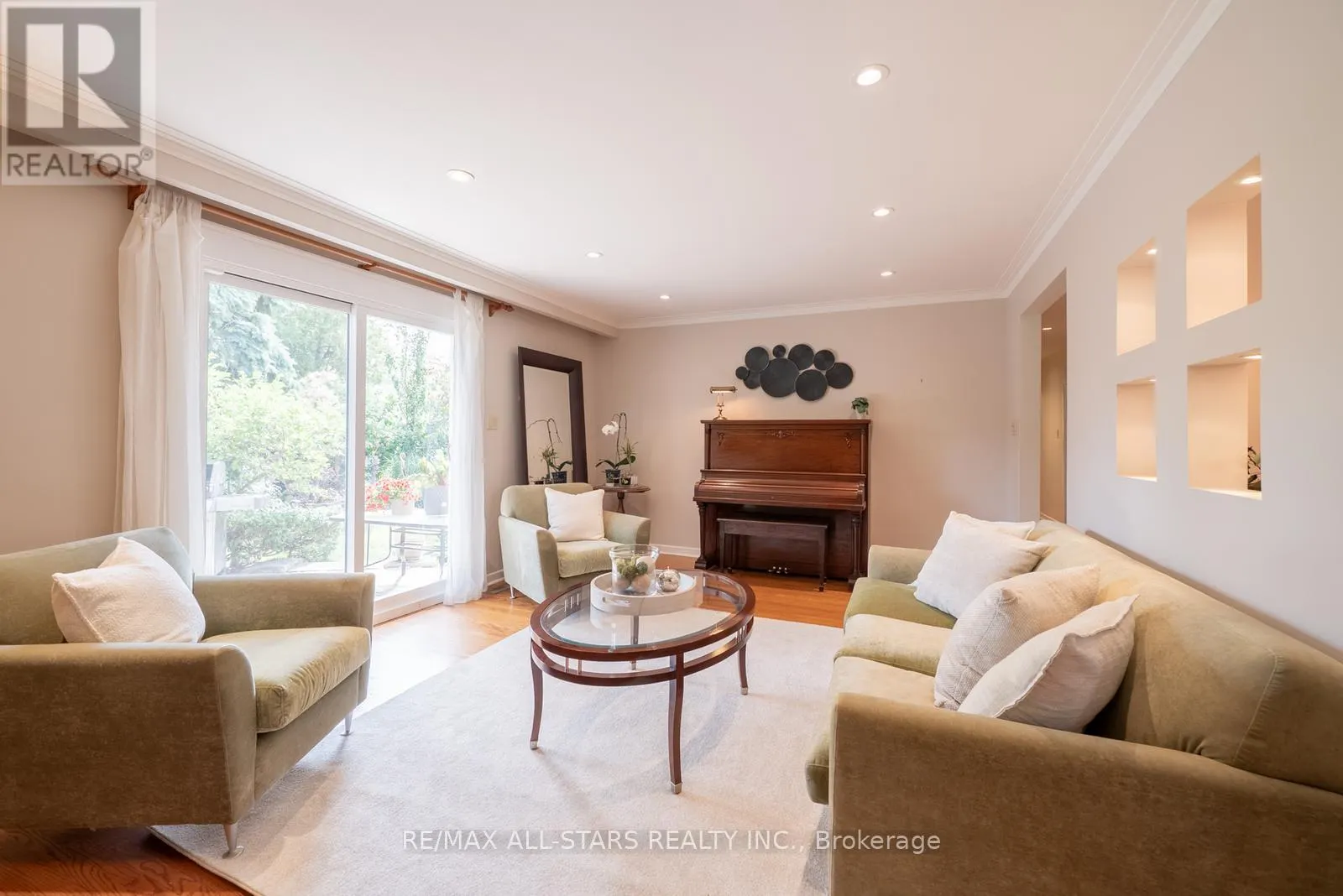 357 MARKLAND DRIVE