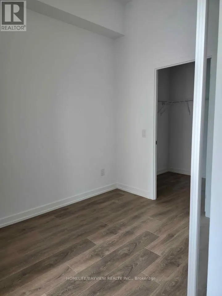 111 - 1100 SHEPPARD AVENUE W