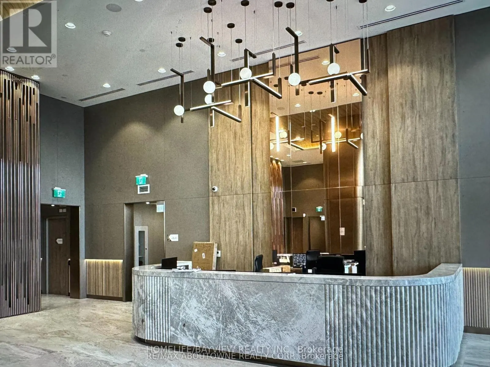 111 - 1100 SHEPPARD AVENUE W