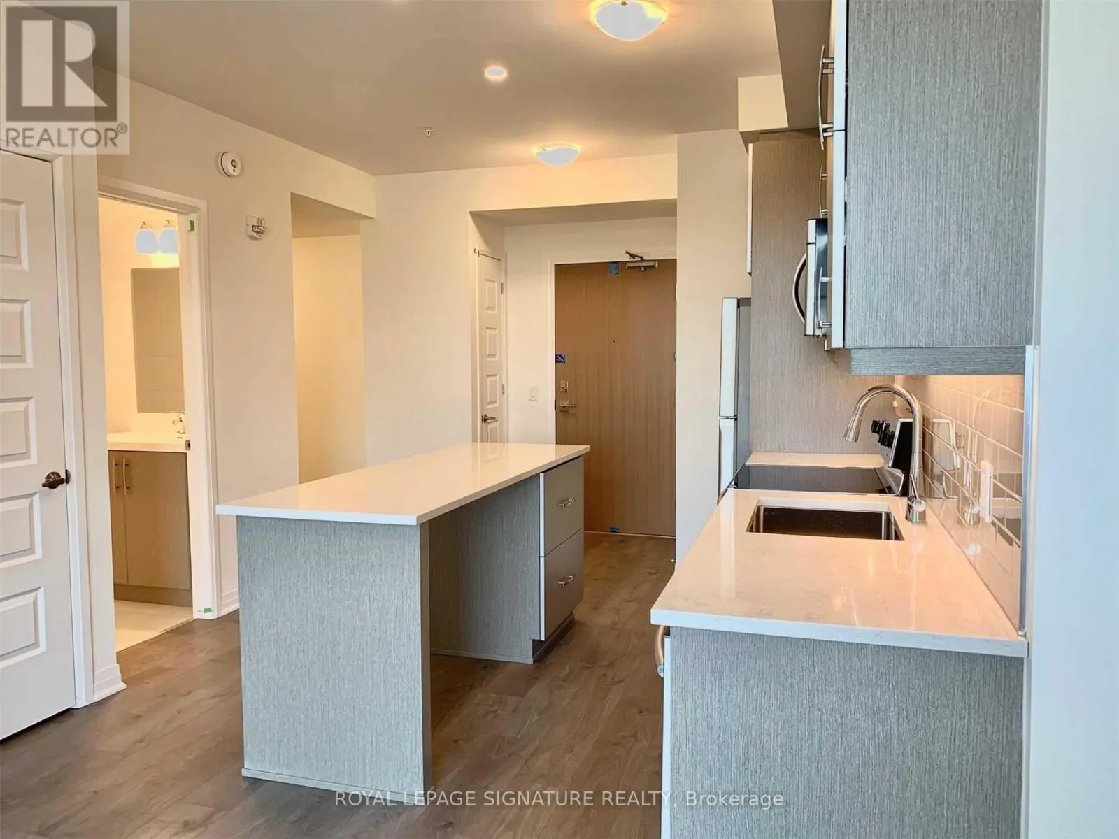 113 - 1105 LEGER WAY