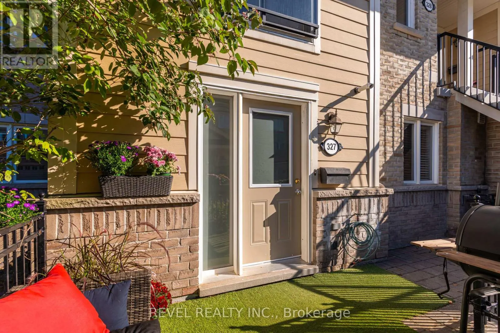 327 - 4975 SOUTHAMPTON DRIVE