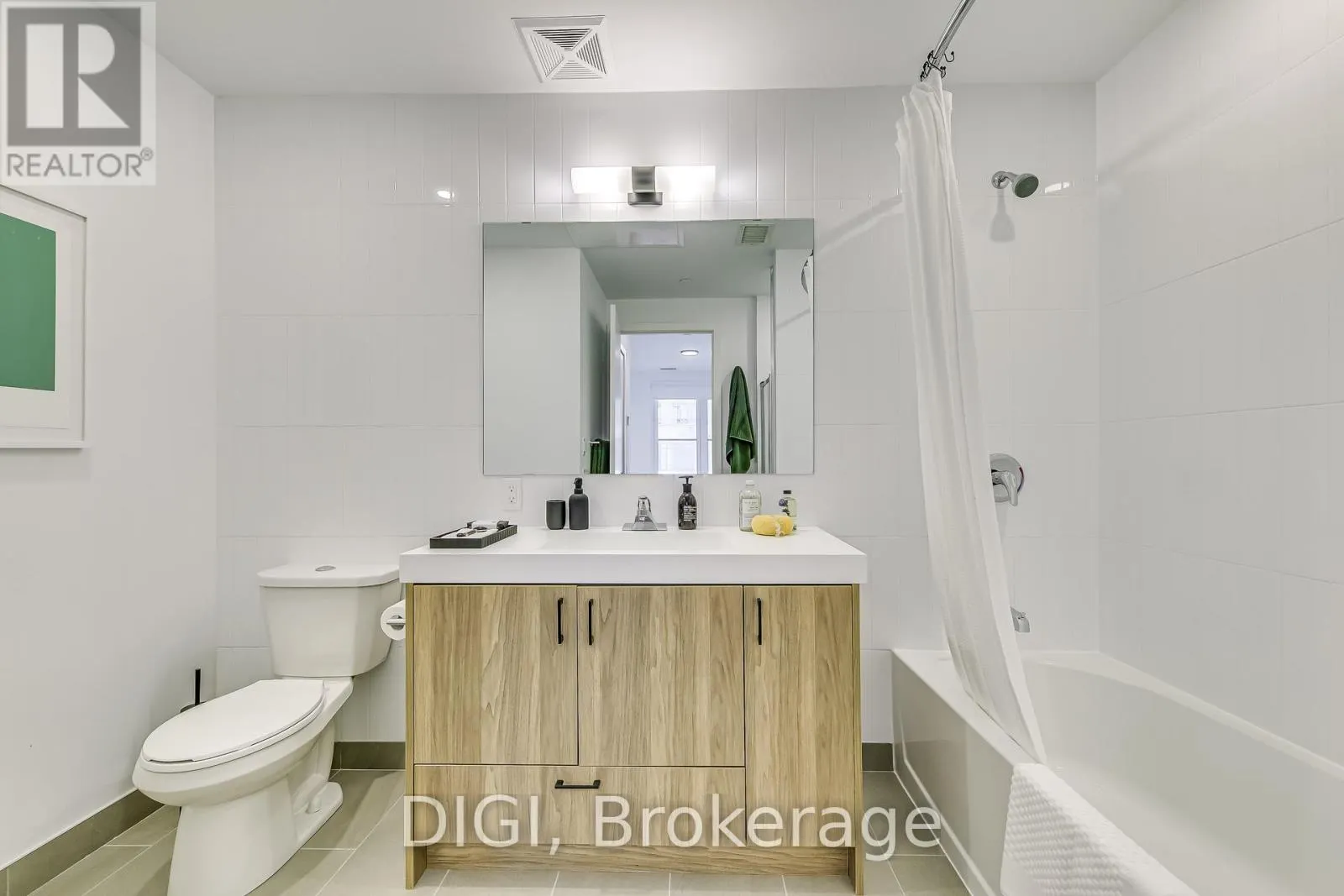 TH1 - 185 ENFIELD PLACE