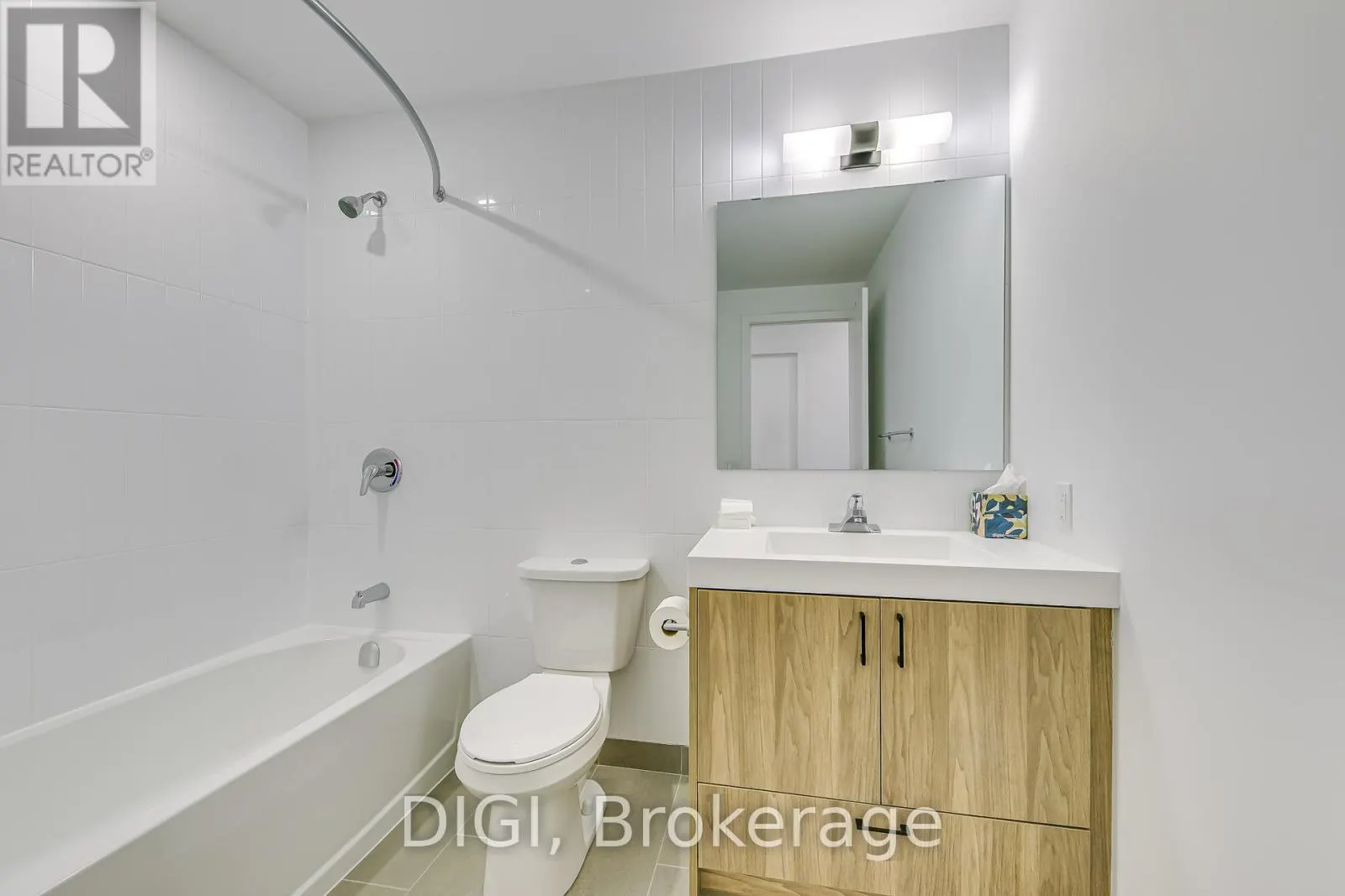 TH1 - 185 ENFIELD PLACE