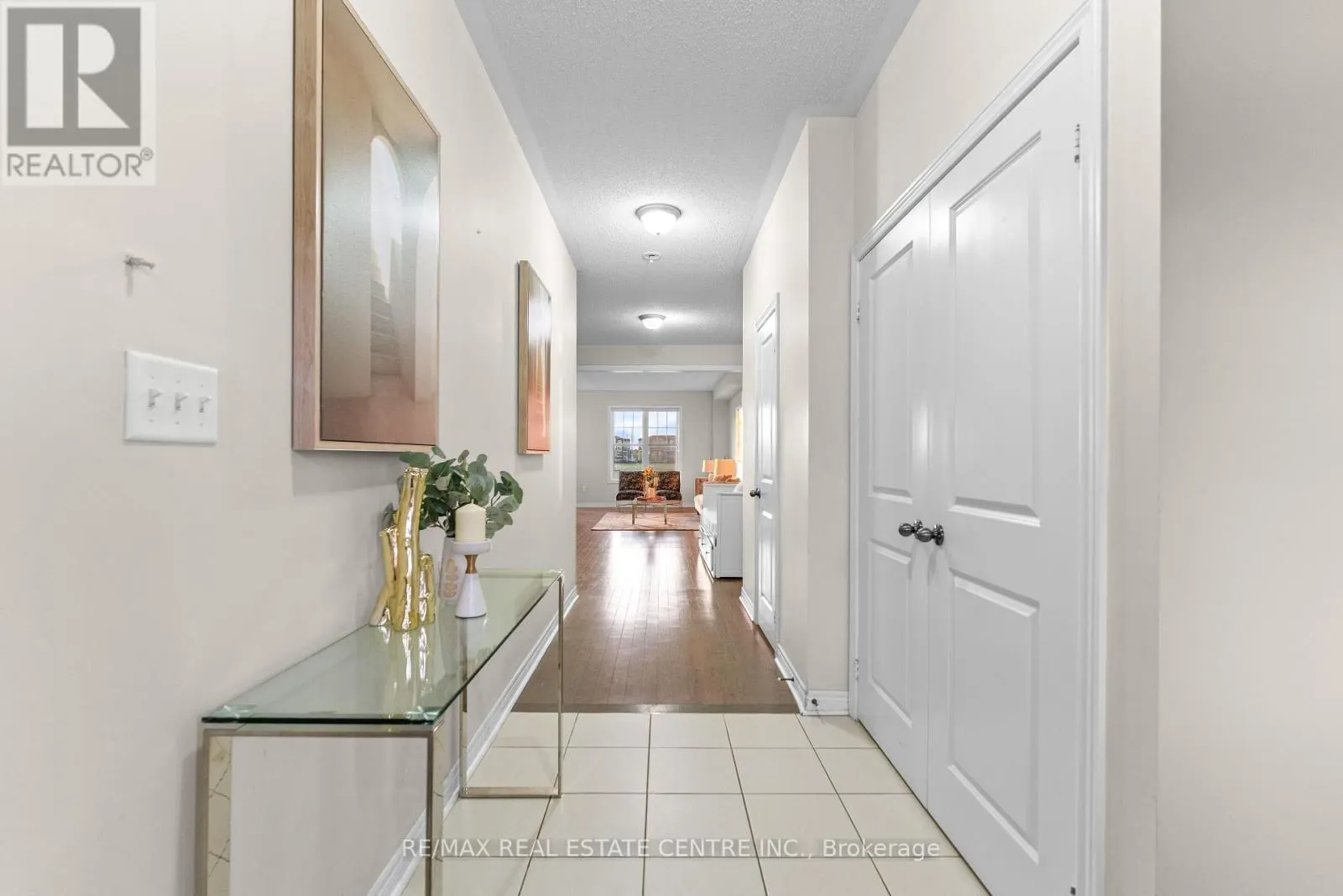 18 HOGAN MANOR DRIVE