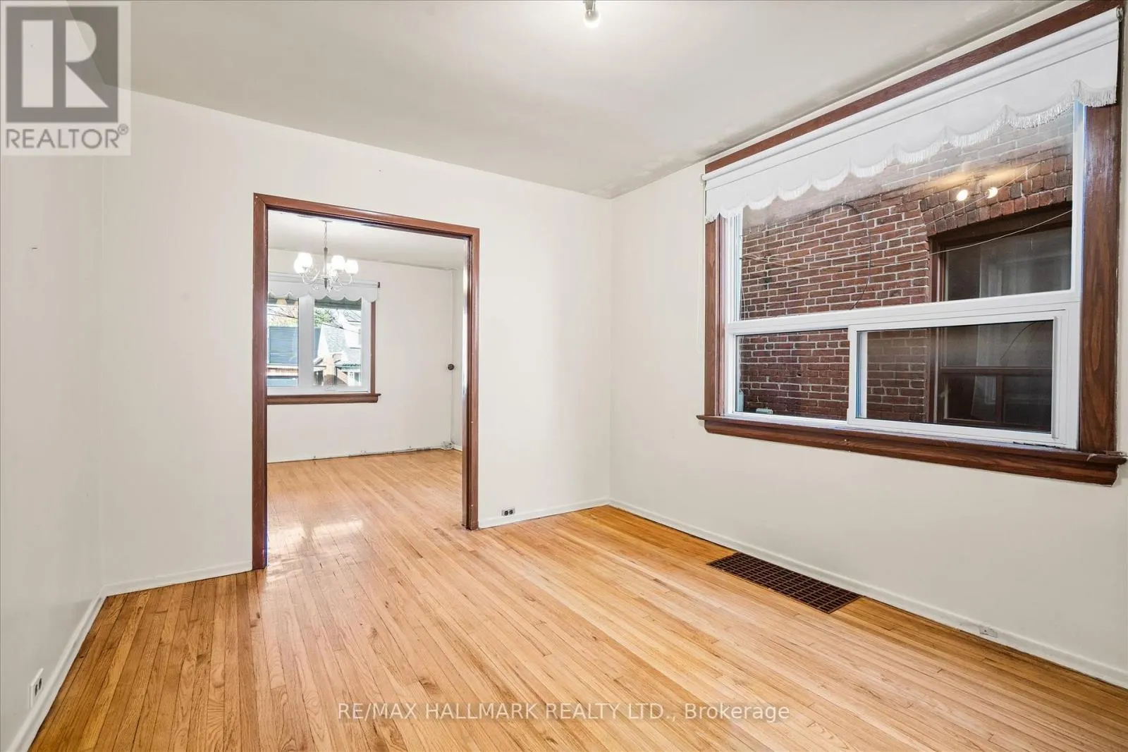 93 NAIRN AVENUE