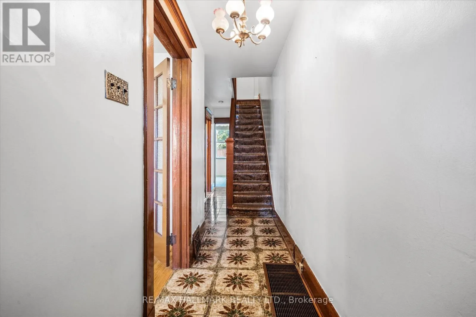 93 NAIRN AVENUE