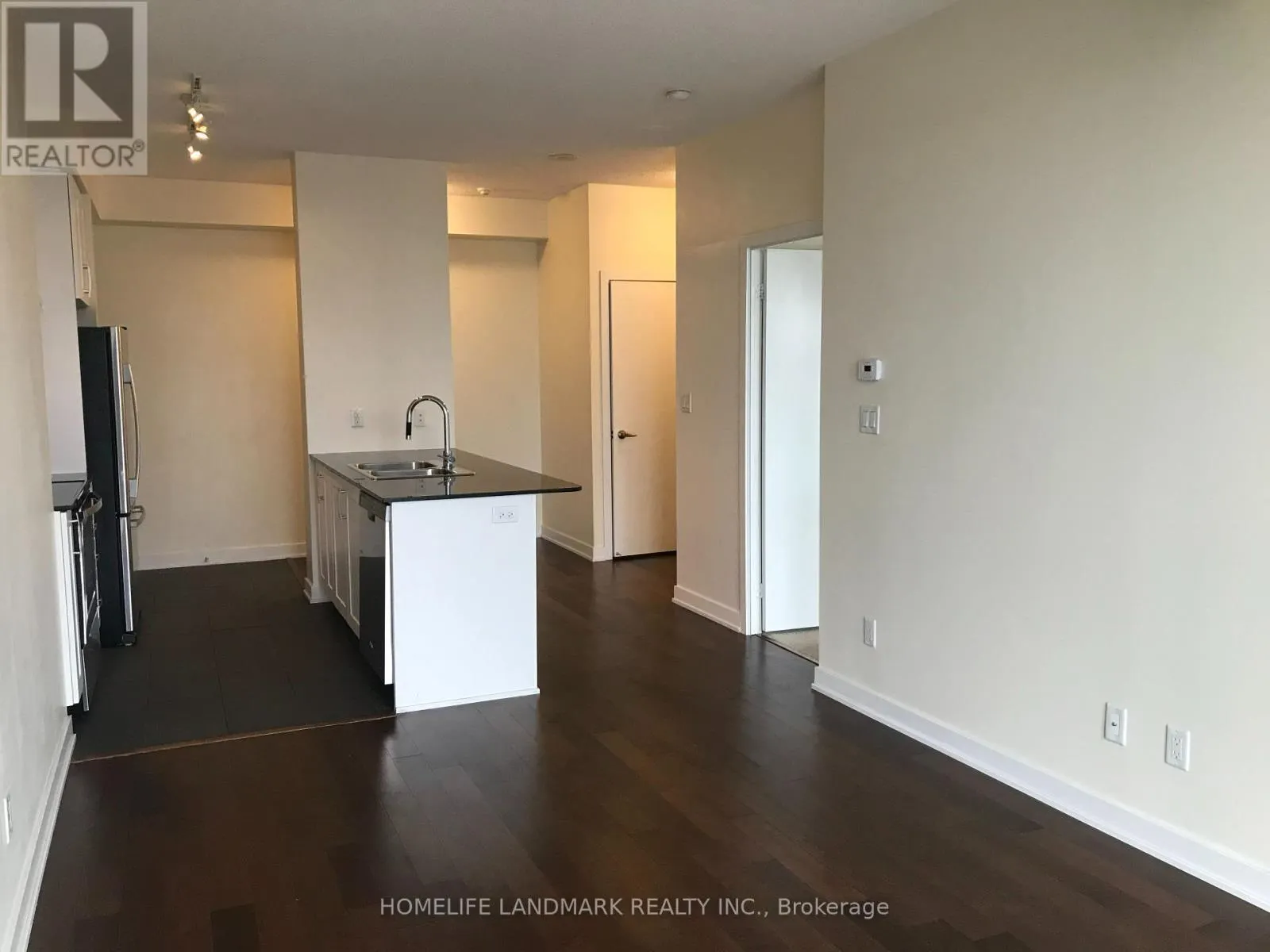2901 - 4065 BRICKSTONE MEWS