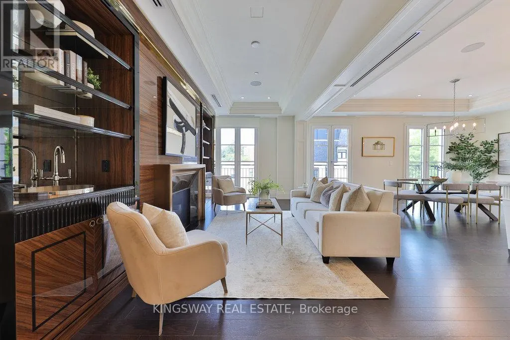 203 - 300 RANDALL STREET