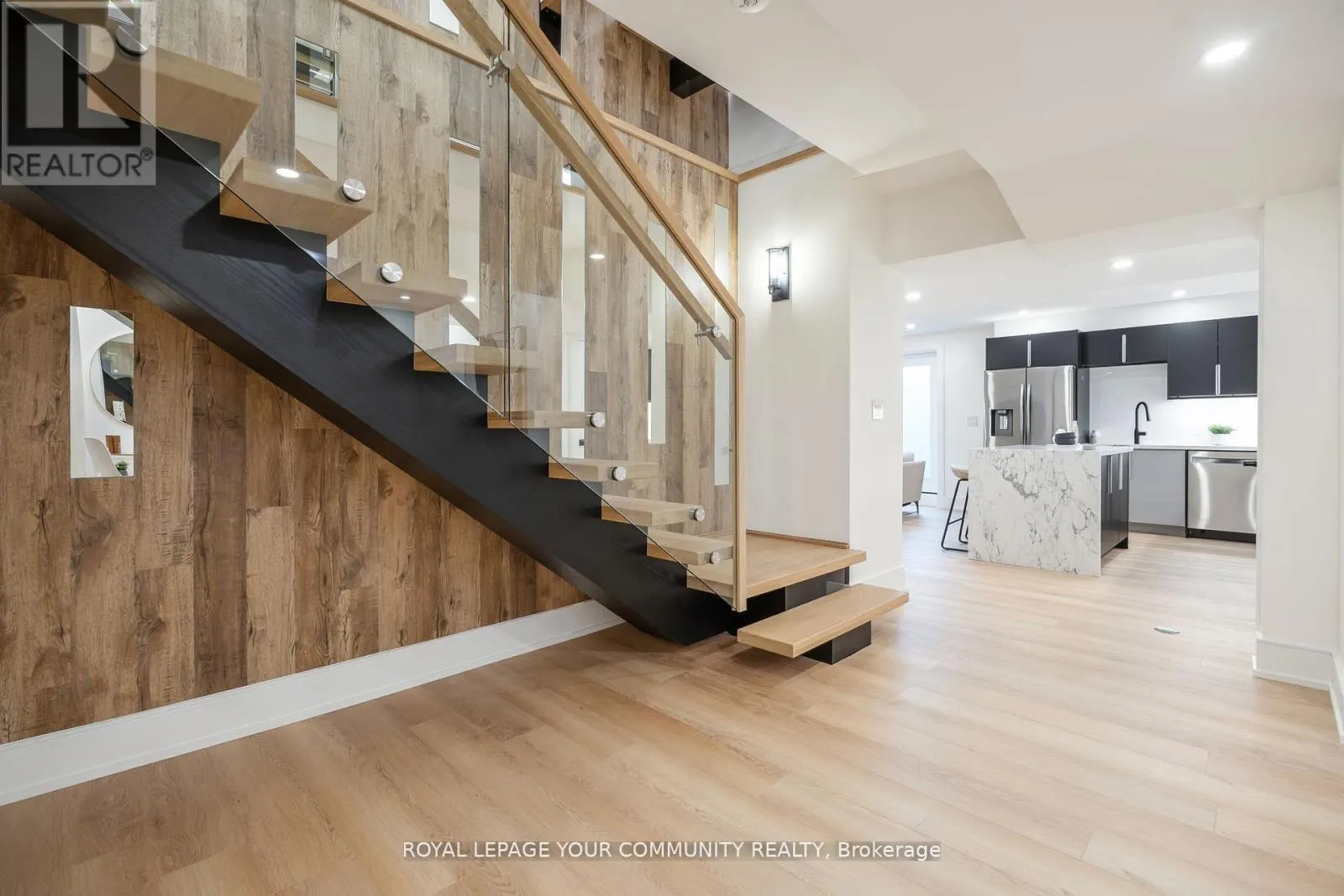 14 RANWOOD DRIVE