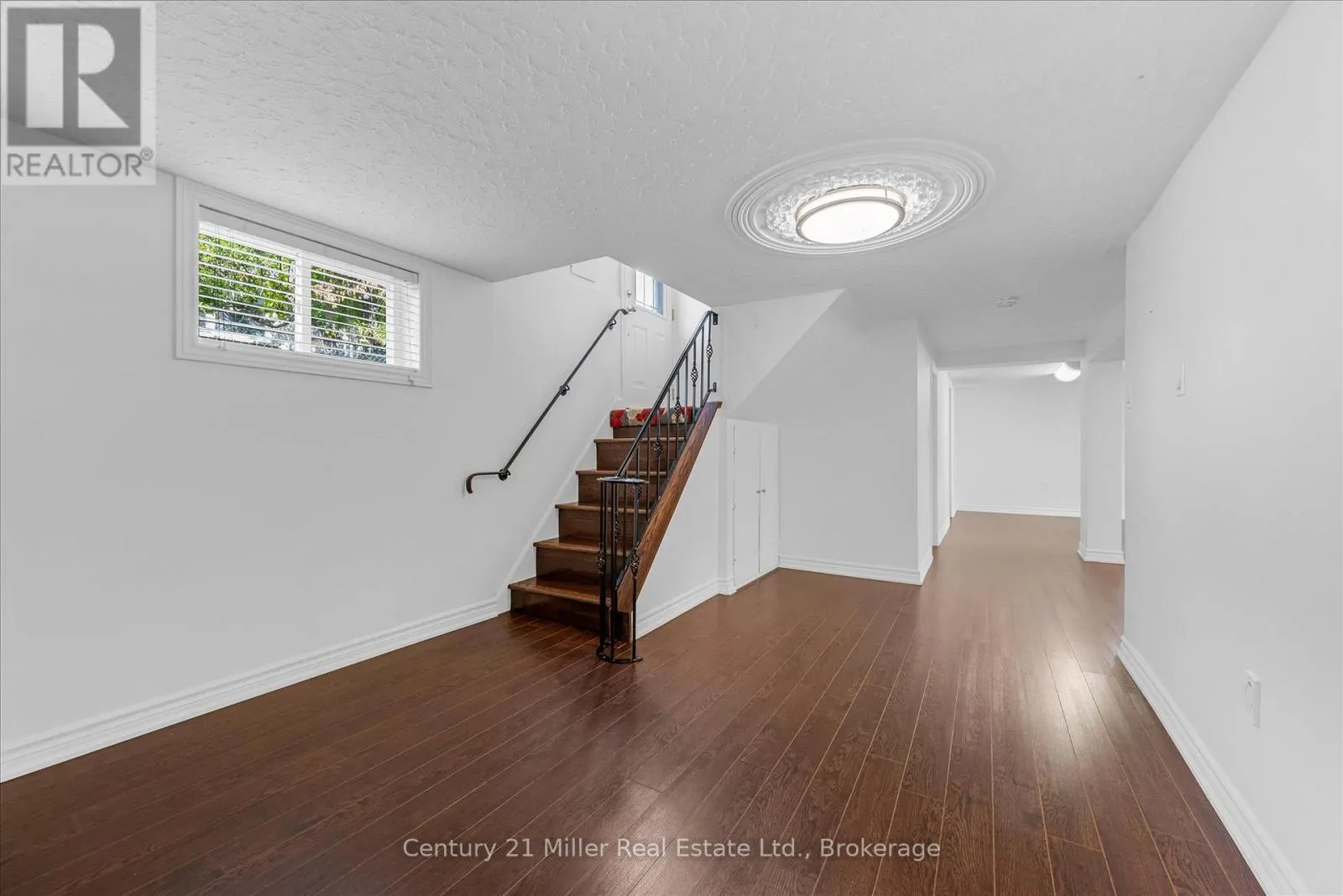 321 SOUTHVIEW ROAD