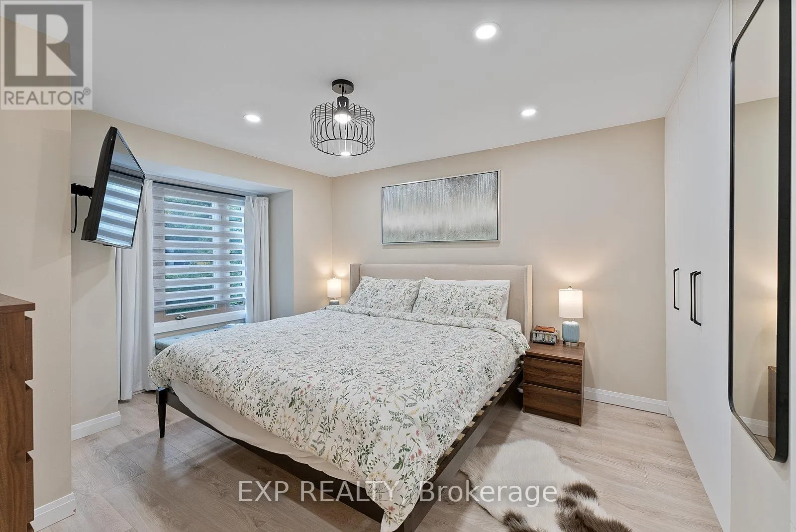 35 - 4101 WESTMINSTER PLACE