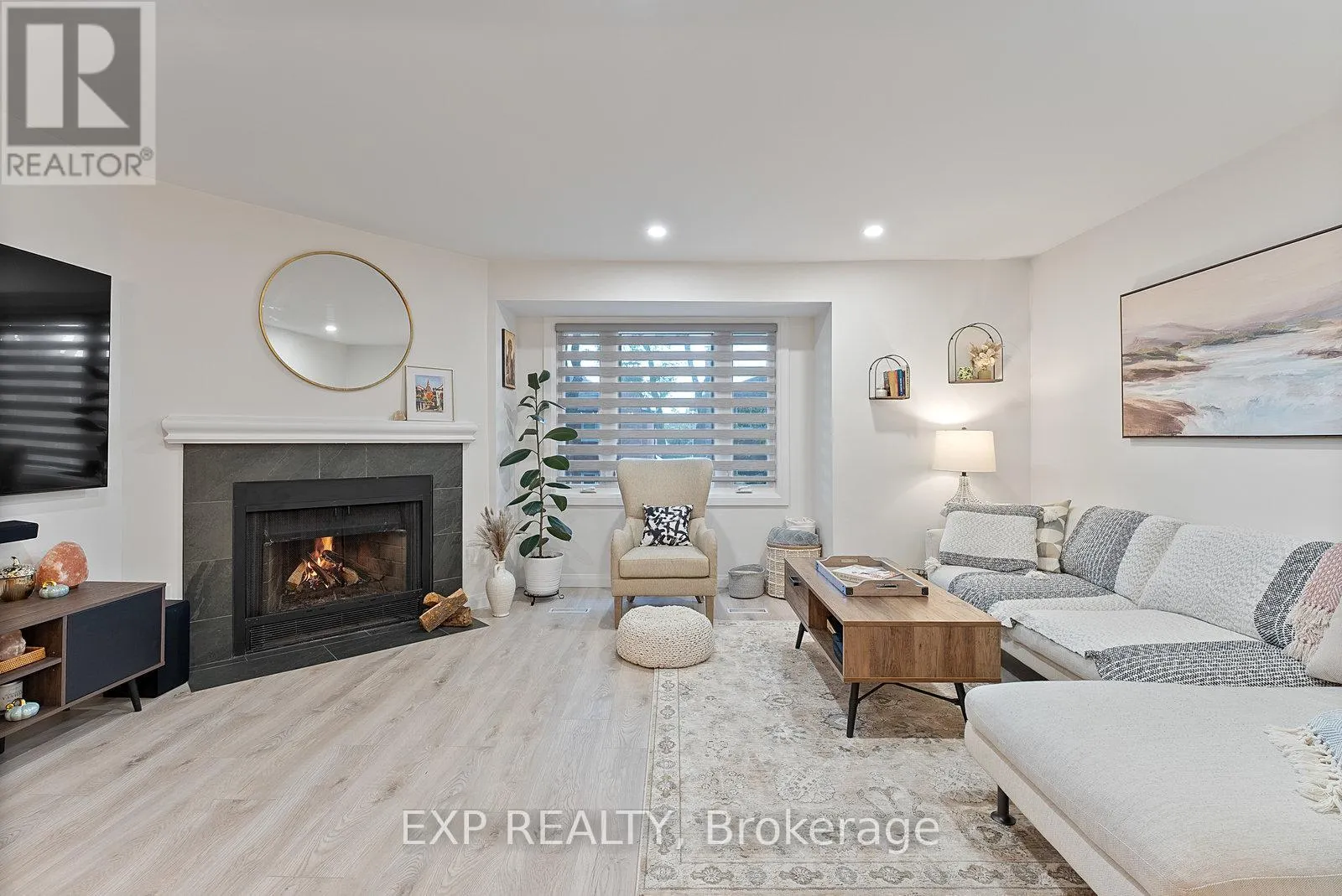 35 - 4101 WESTMINSTER PLACE