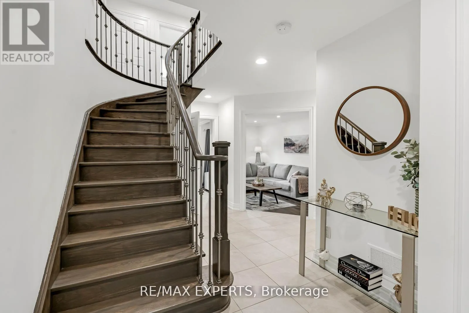 36 BERRYDOWN DRIVE