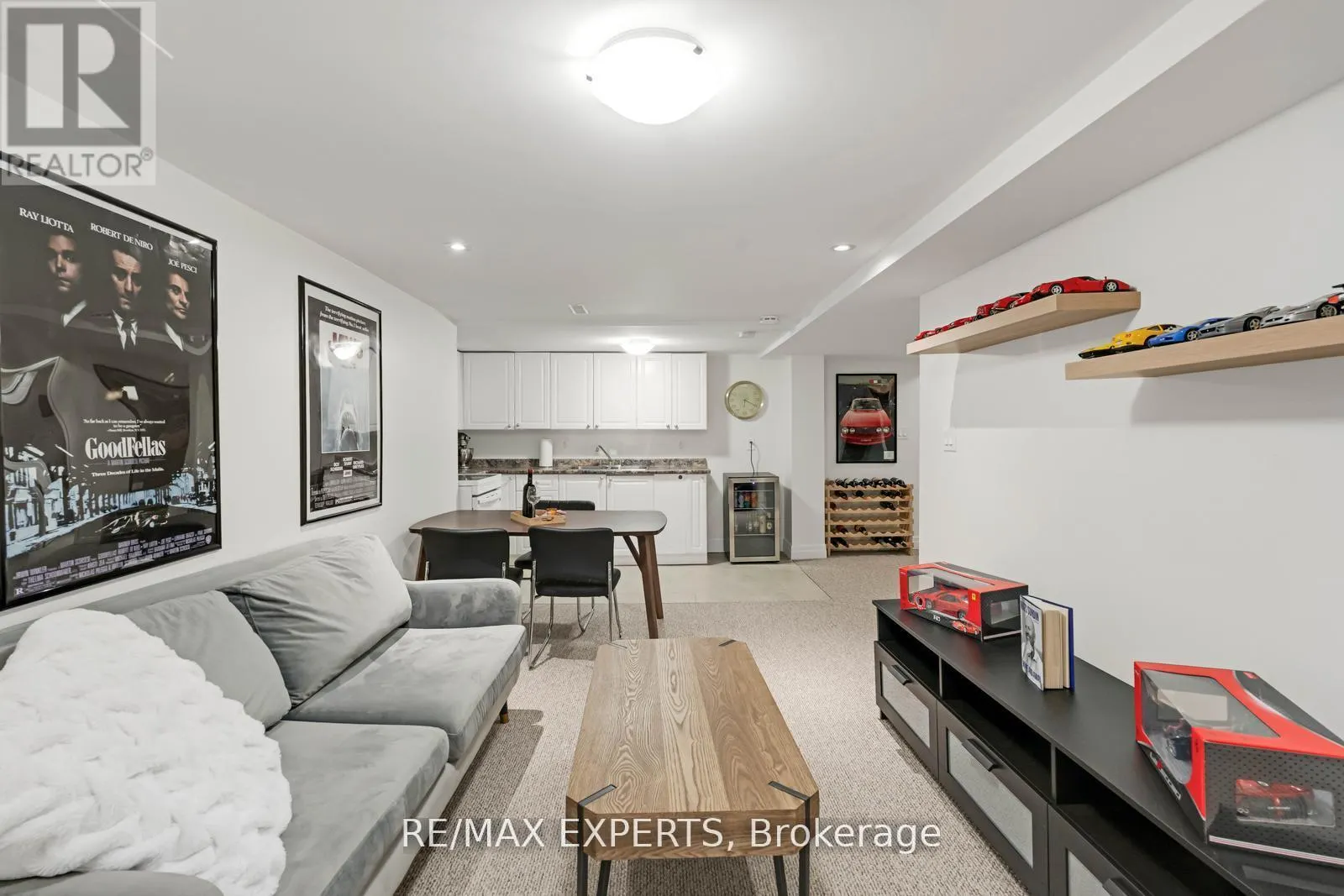 36 BERRYDOWN DRIVE