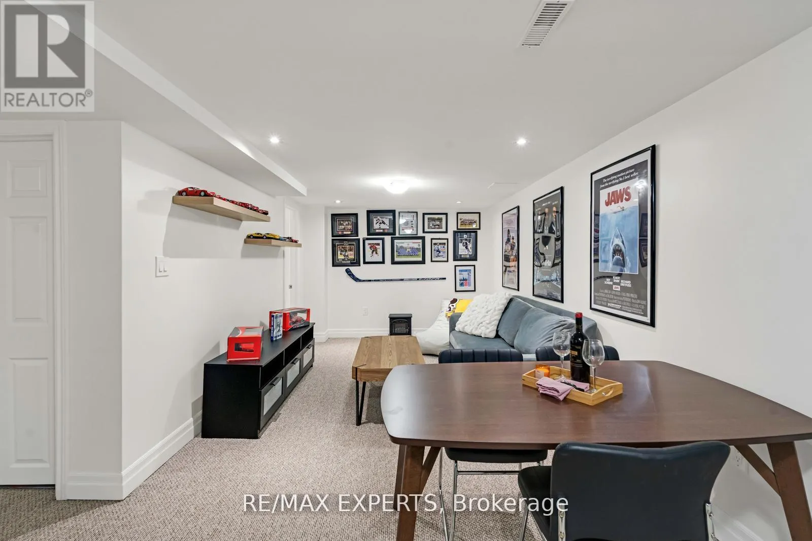 36 BERRYDOWN DRIVE