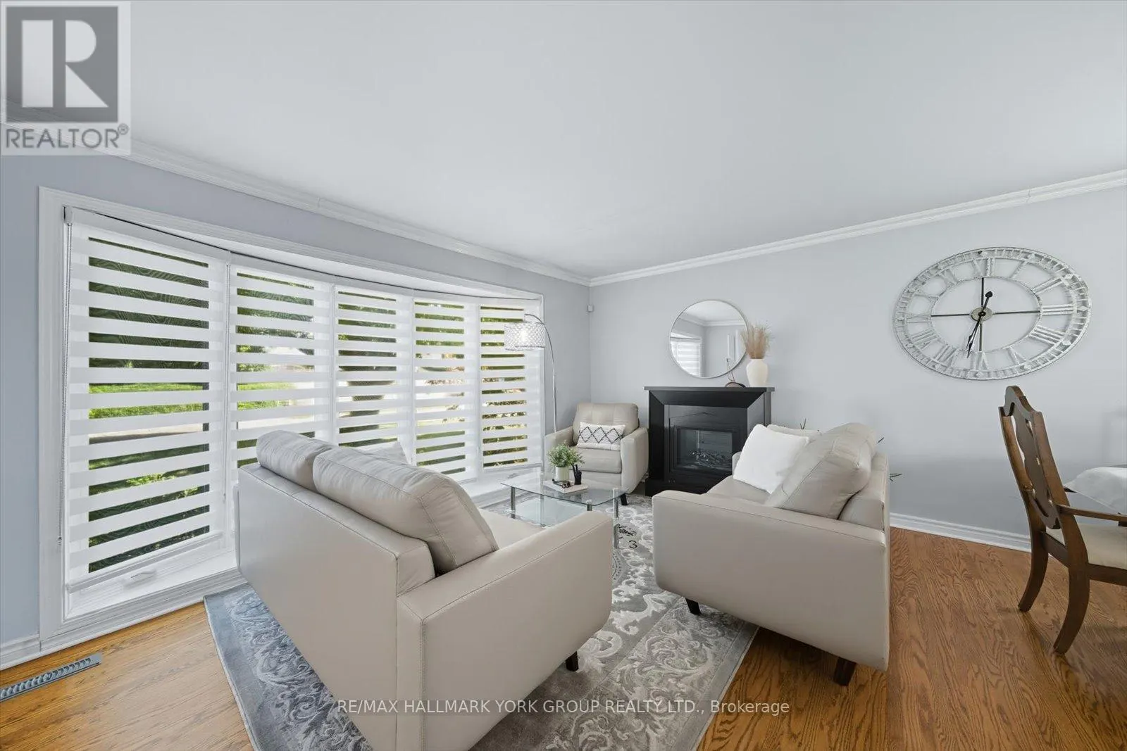 27 BROMLEY CRESCENT
