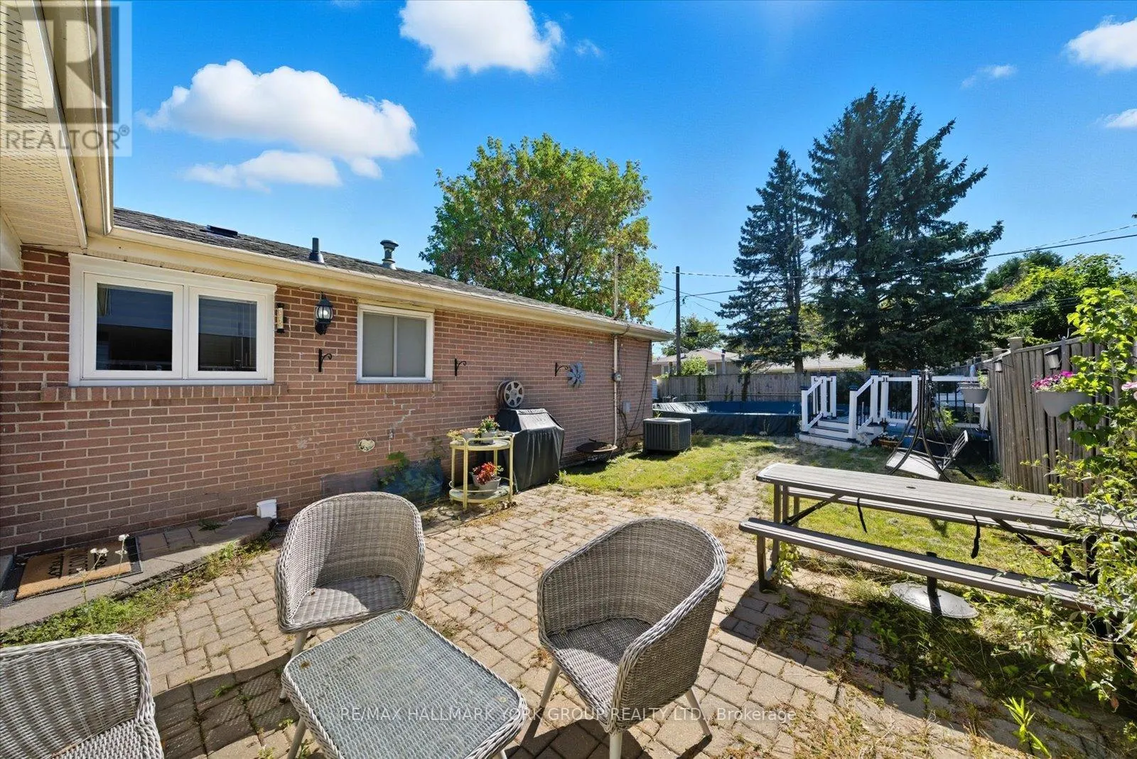 27 BROMLEY CRESCENT