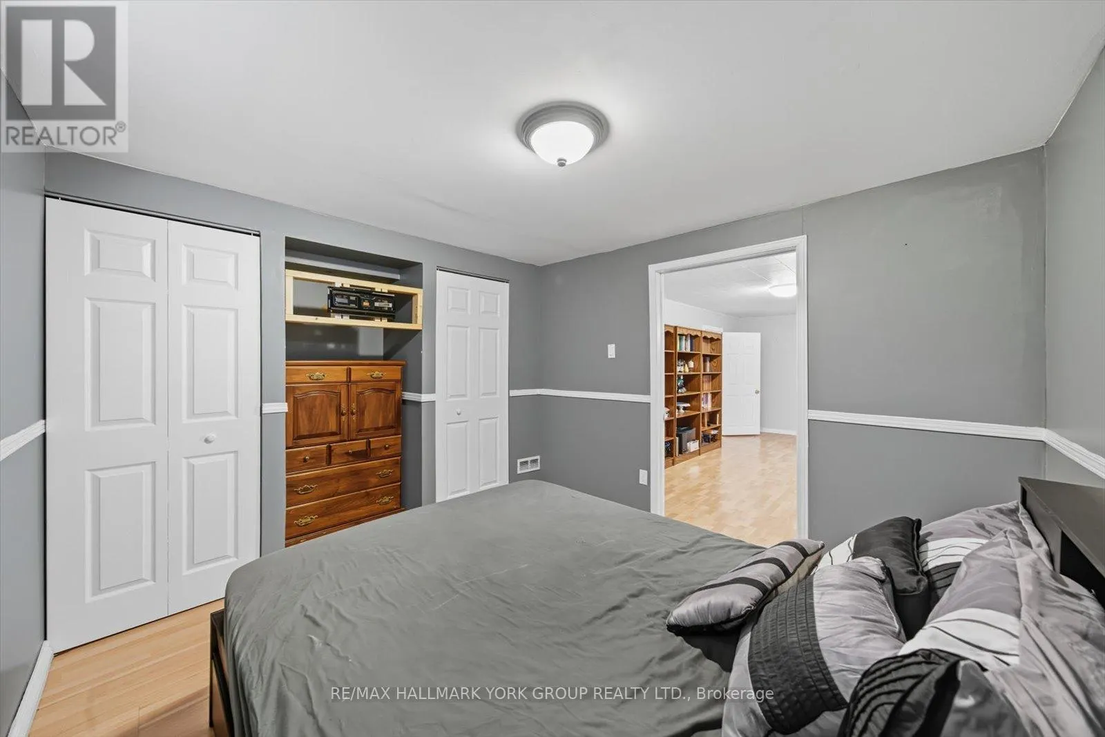 27 BROMLEY CRESCENT