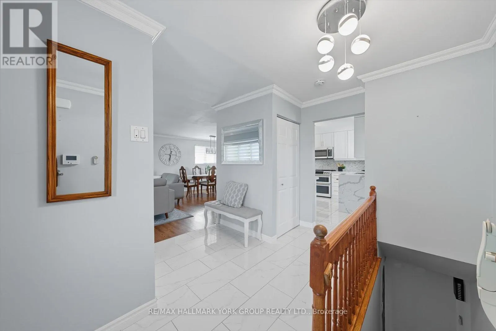 27 BROMLEY CRESCENT