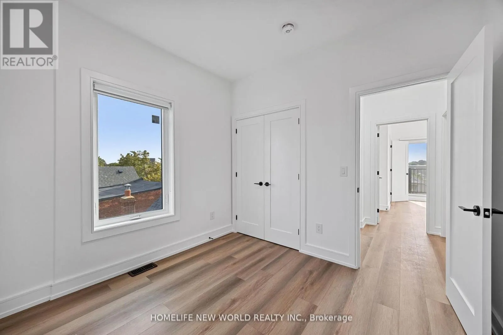 LEASE - 3 - 43 BATAVIA AVENUE