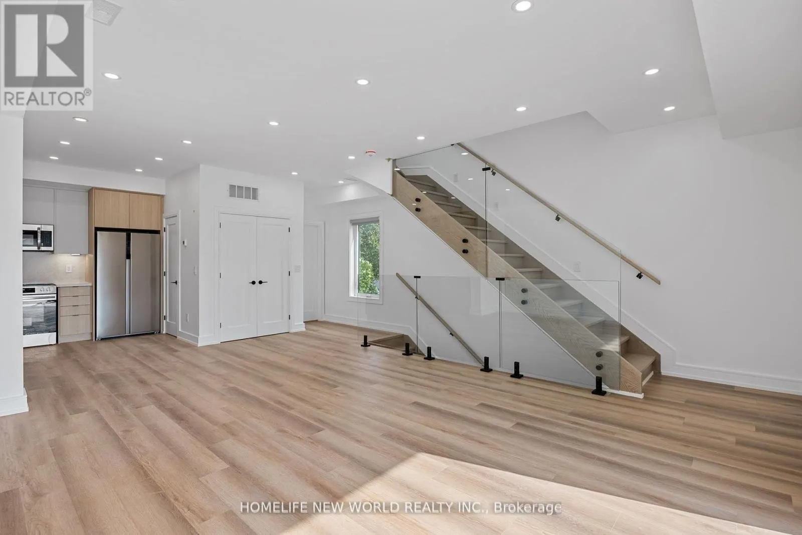LEASE - 3 - 43 BATAVIA AVENUE
