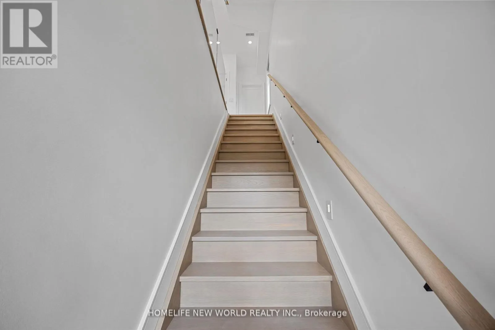 LEASE - 3 - 43 BATAVIA AVENUE