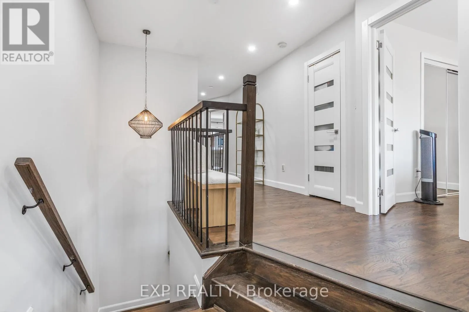 768 DOW LANDING STREET
