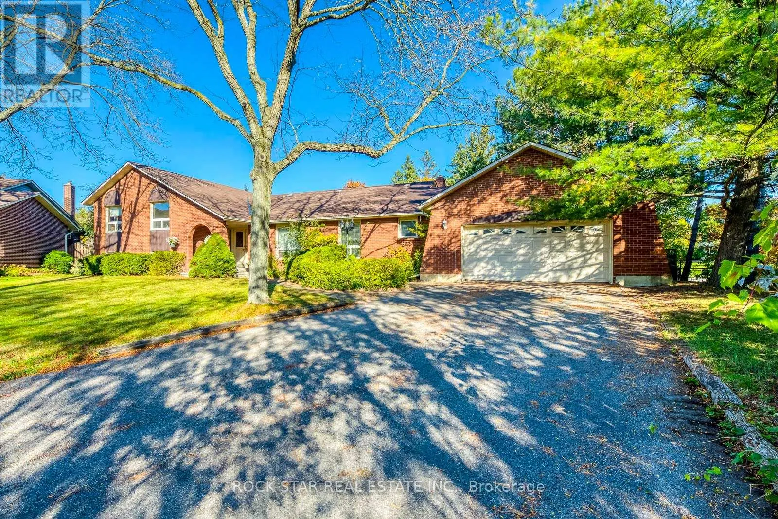 14 CAIRNMORE COURT
