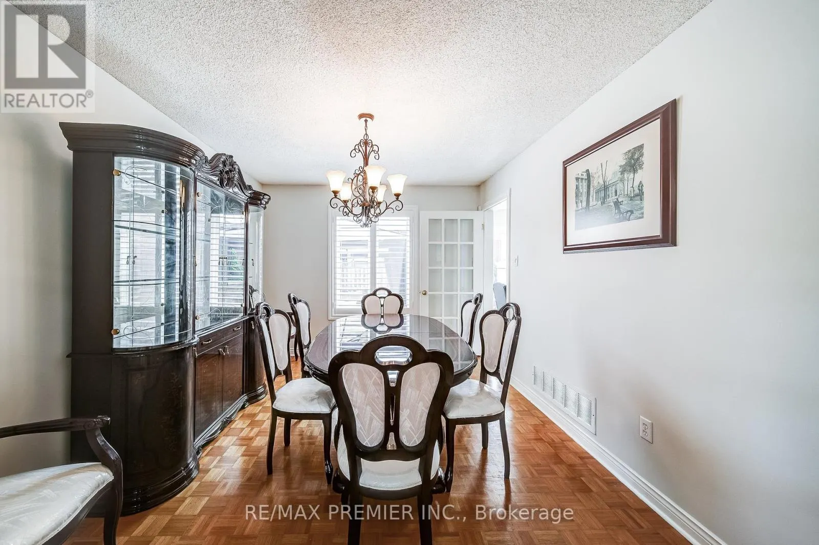 21 BERRYDOWN DRIVE
