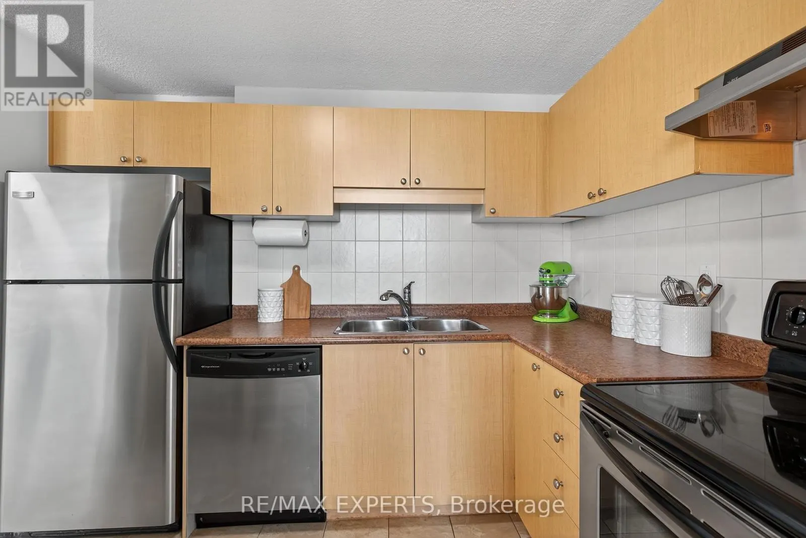 1212 - 2900 BATTLEFORD ROAD