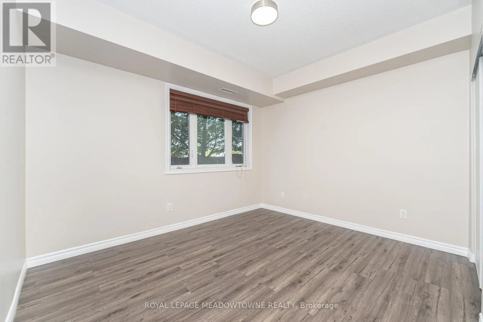 137 - 570 LOLITA GARDENS