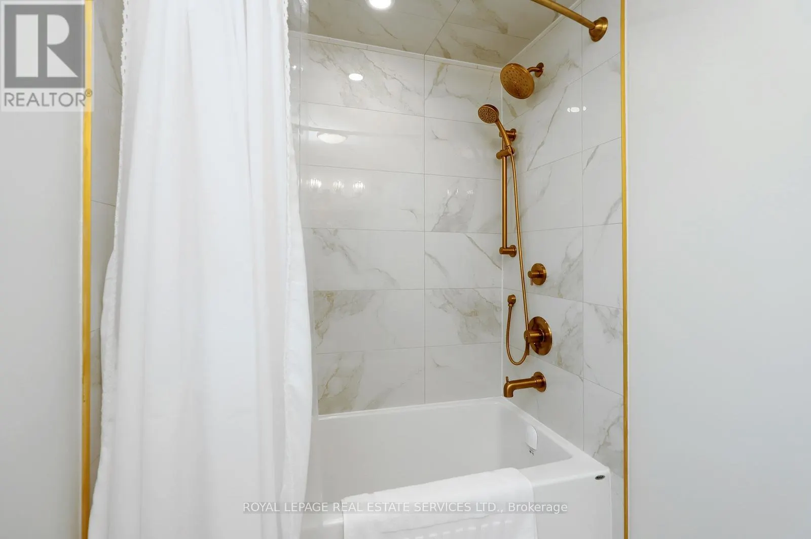 2549 MERRINGTON CRESCENT