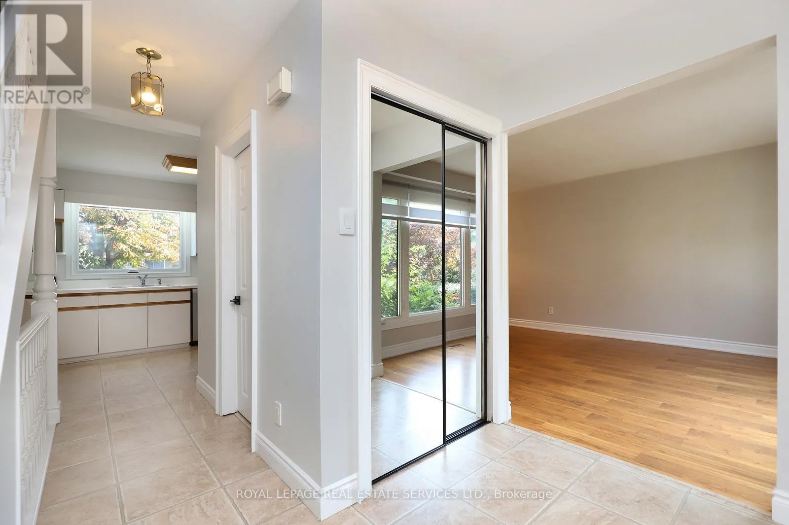 2549 MERRINGTON CRESCENT