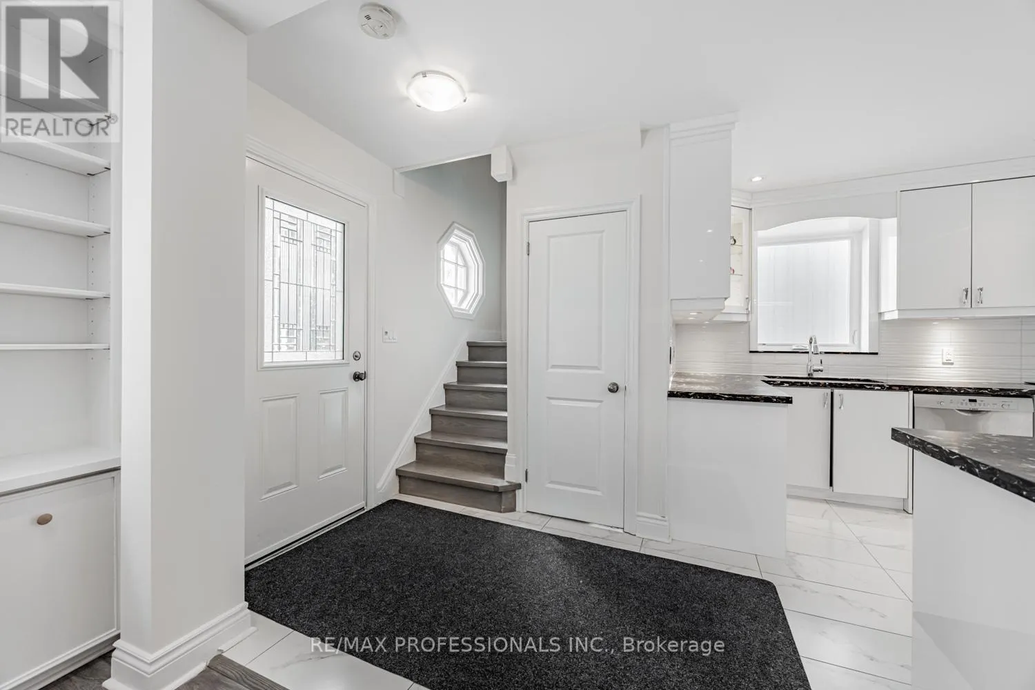 228 THE KINGSWAY
