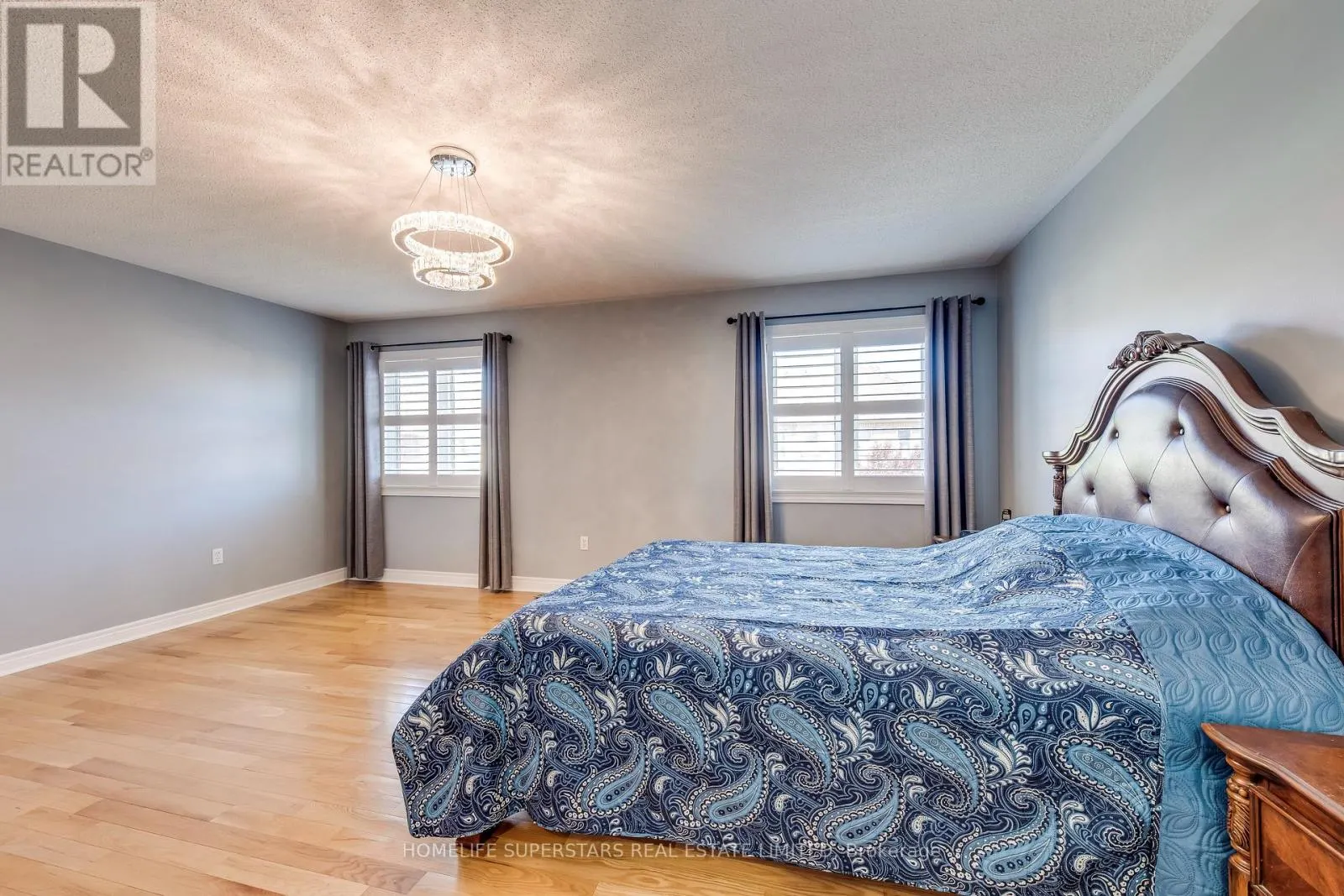 ( UPPER LEVEL ) - 3465 AQUINAS AVENUE