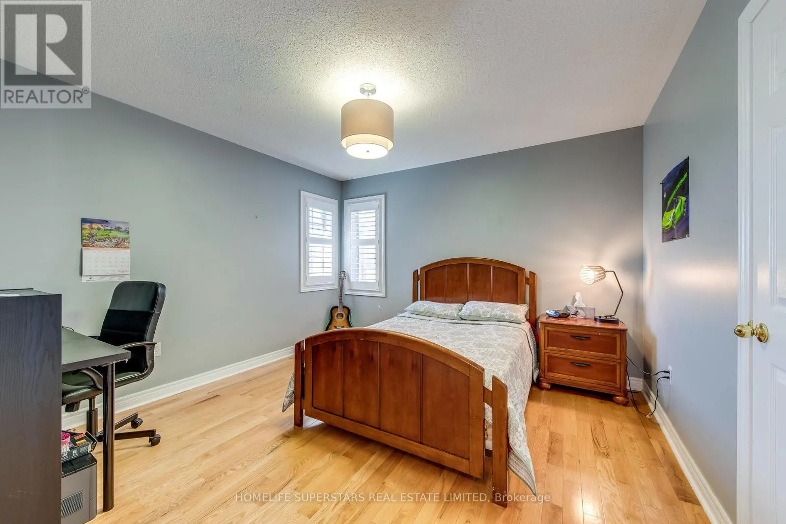 ( UPPER LEVEL ) - 3465 AQUINAS AVENUE