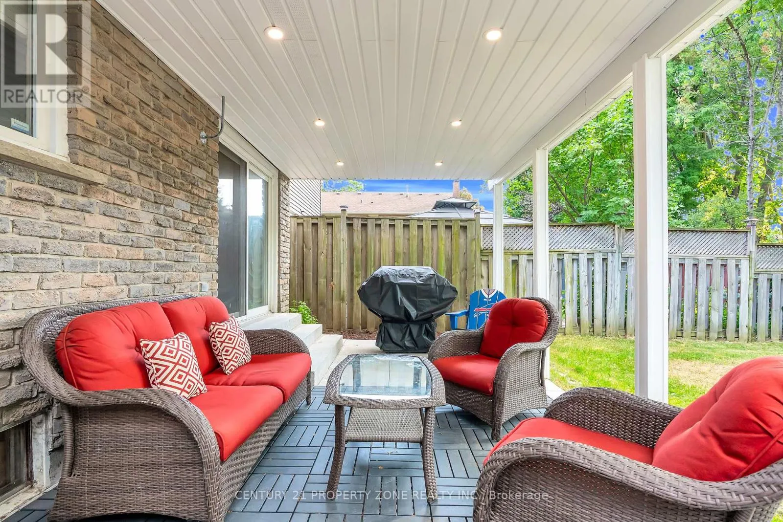 4265 LINGFIELD CRESCENT