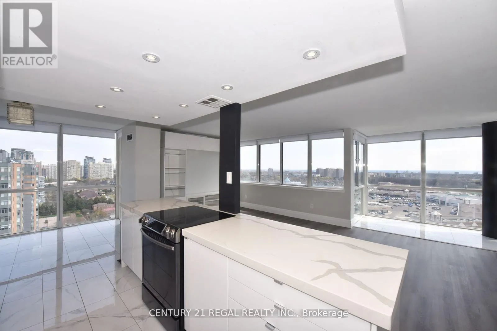 1612 - 350 WEBB DRIVE