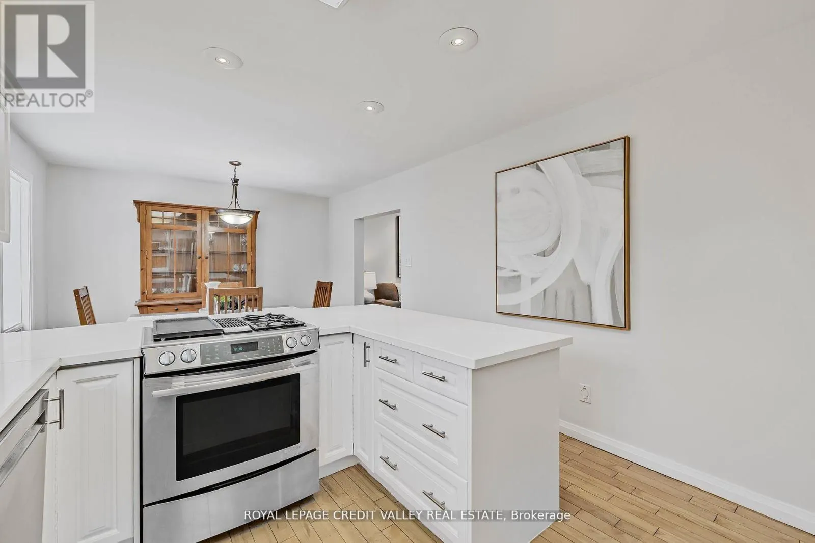 36 LOCKTON CRESCENT