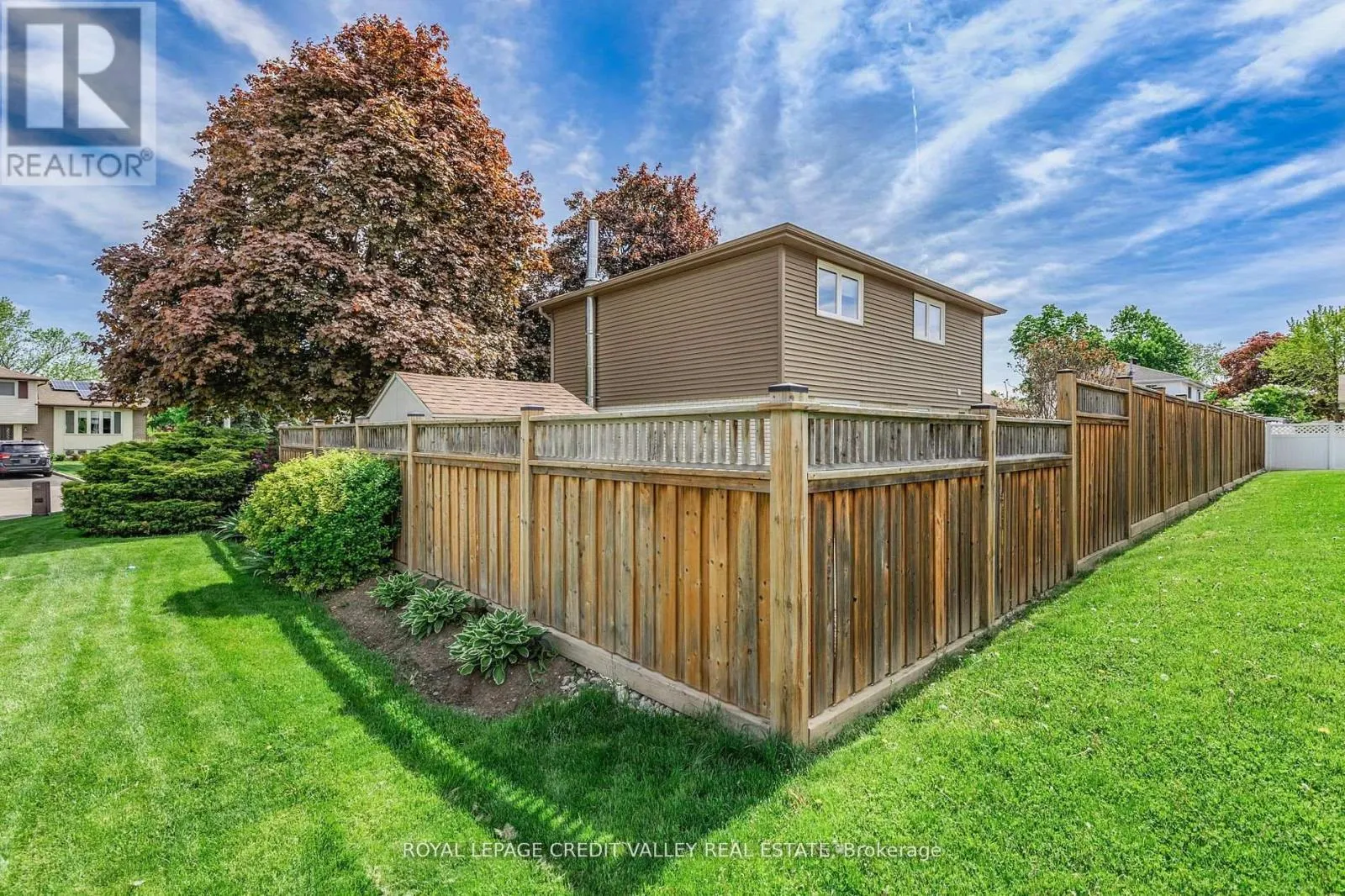 36 LOCKTON CRESCENT