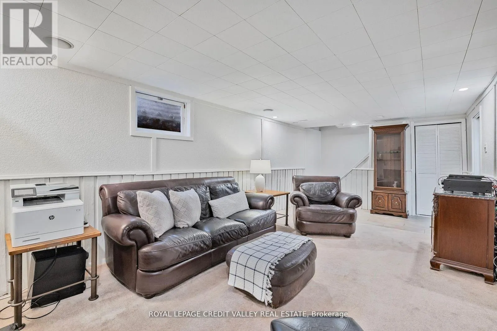 36 LOCKTON CRESCENT