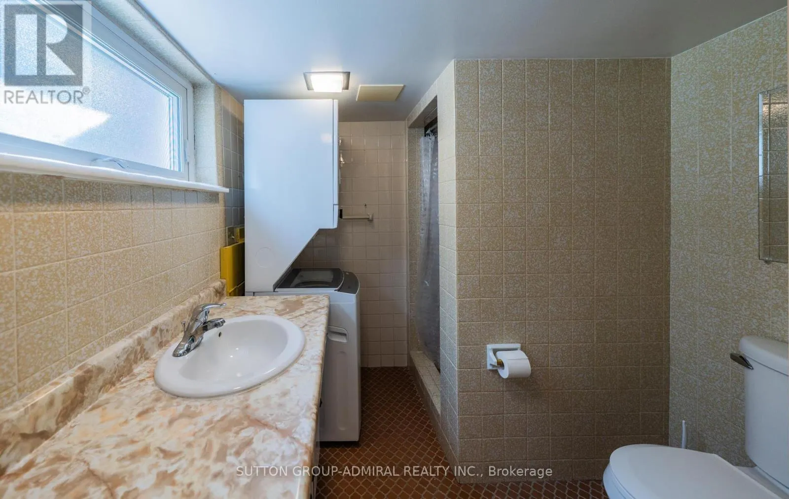 112 STRATHNAIRN AVENUE