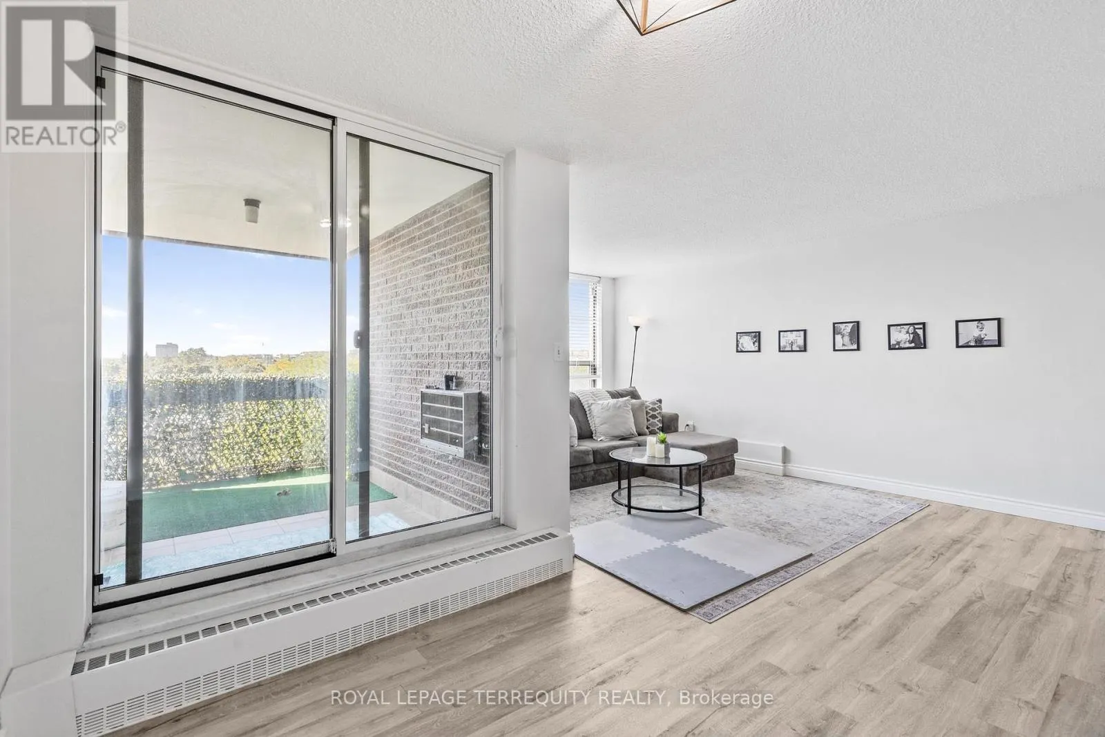 601 - 2556 ARGYLE ROAD