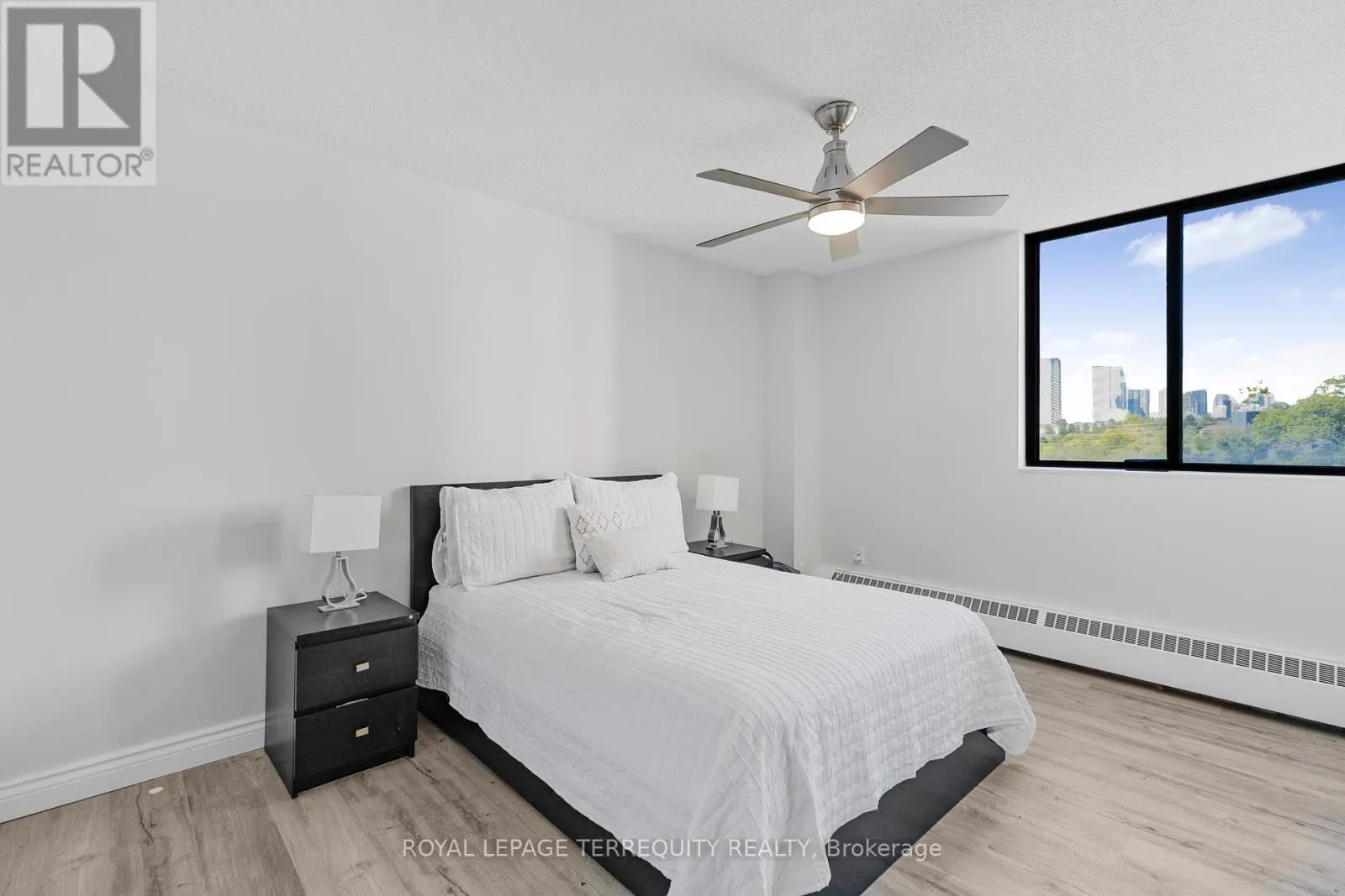 601 - 2556 ARGYLE ROAD