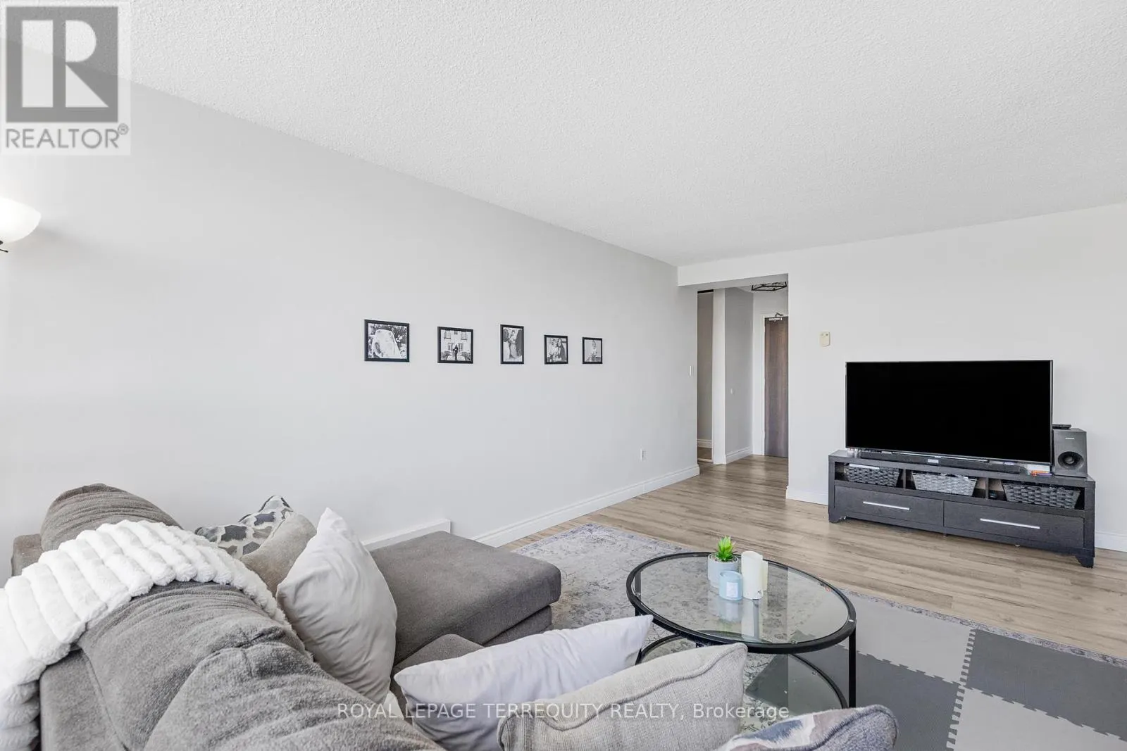 601 - 2556 ARGYLE ROAD