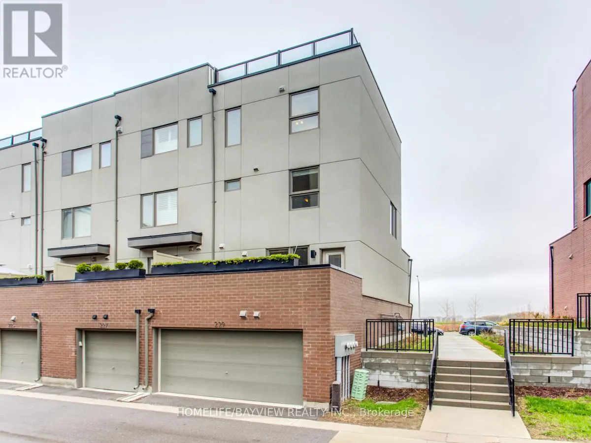 229 DOWNSVIEW PARK BOULEVARD