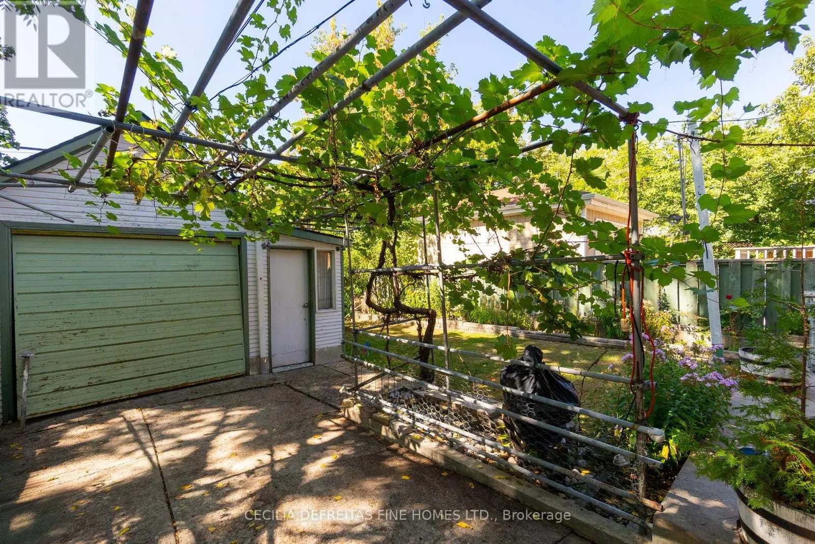48 WESTMOUNT AVENUE